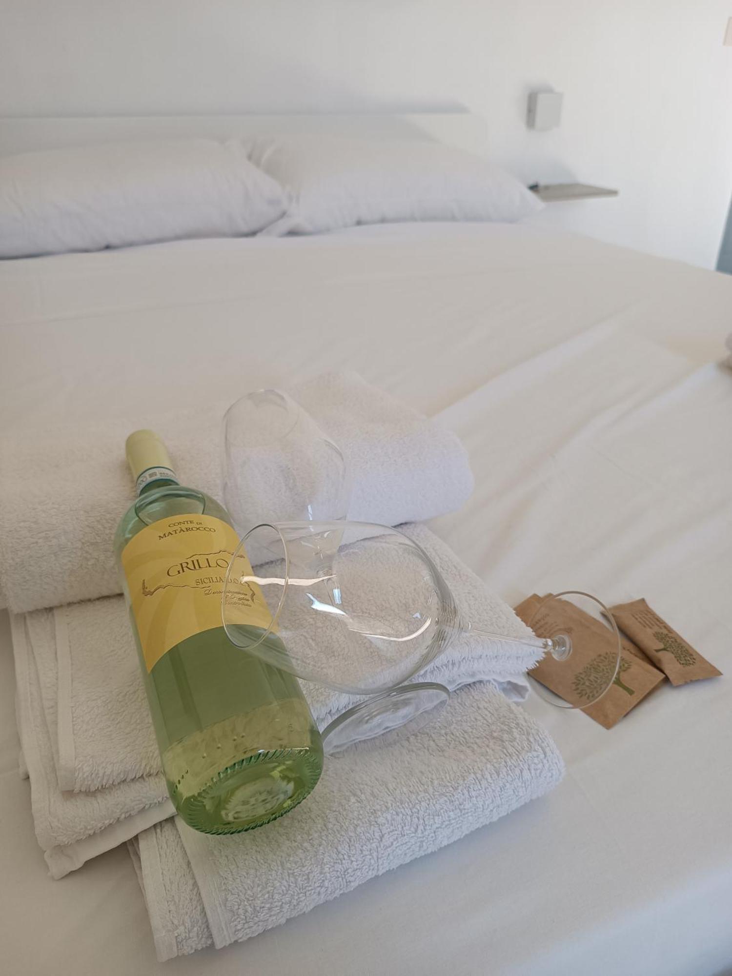 I Balconi Di Porta Mazara Bed & Breakfast Marsala Exterior foto